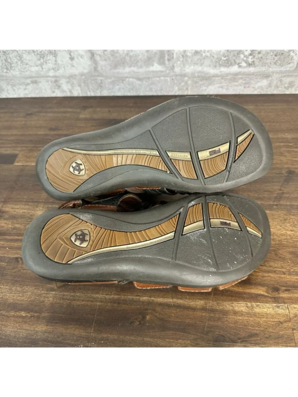 Ariat Leather Woven Convertible Open Toe Sandals Women's Size  7 ? READ 4880